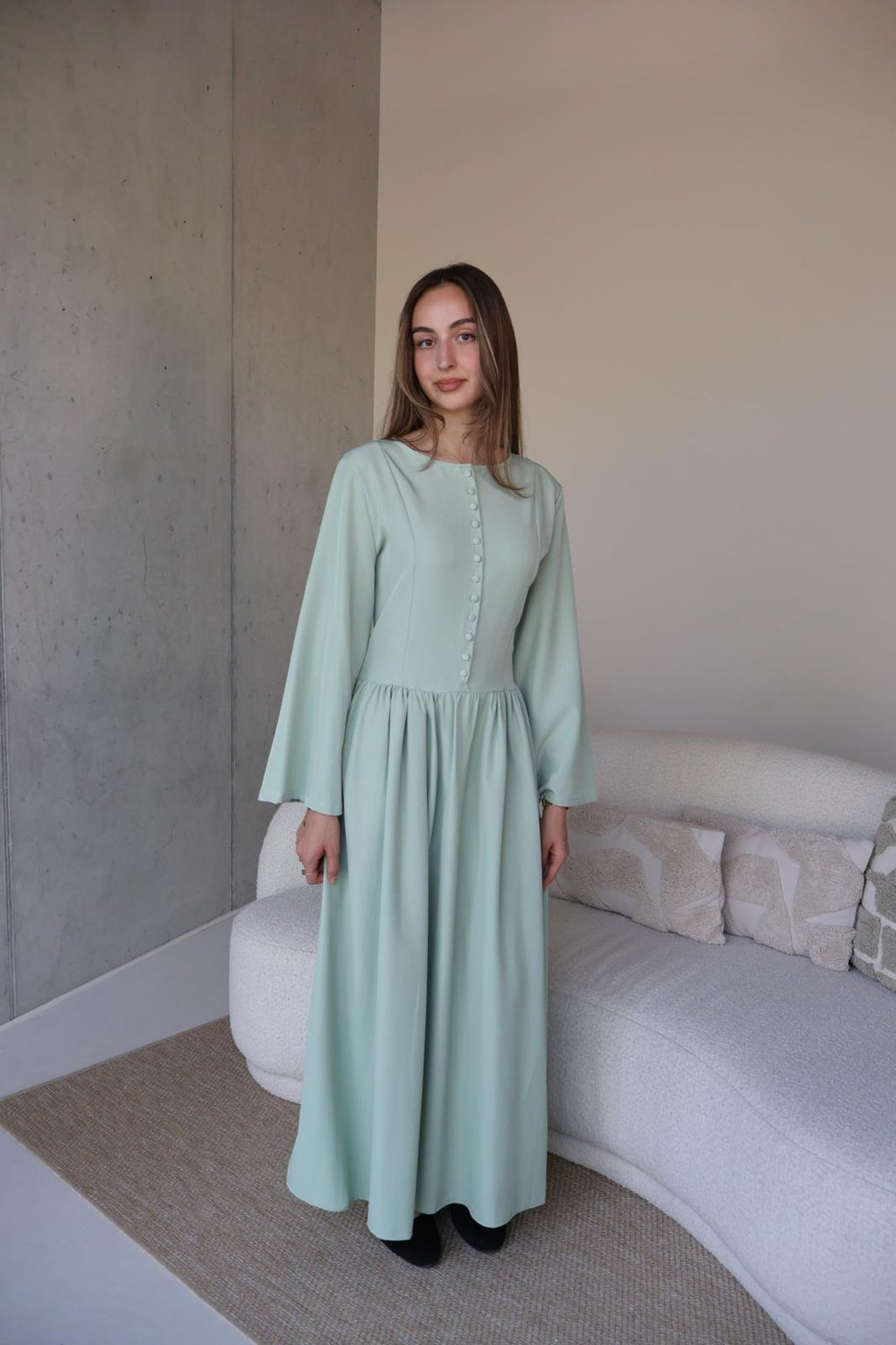 Nura Kleid