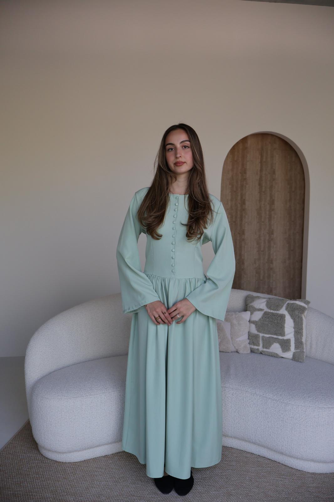 Nura Kleid