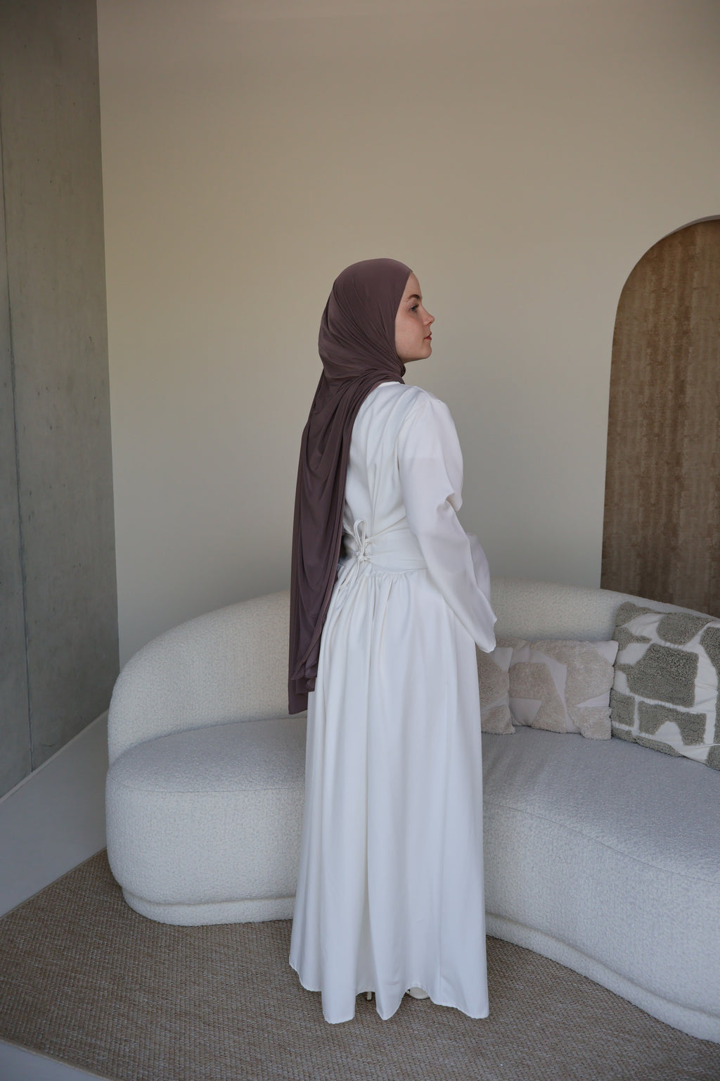 Nura Kleid